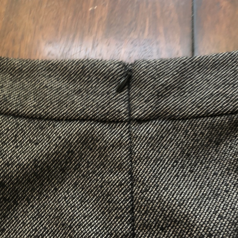 Banana Republic Skirt - Picture 5 of 6